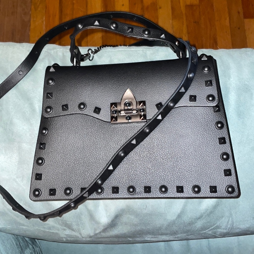 Crossbody purse